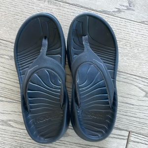 HOKA ORA recovery Flip sandals